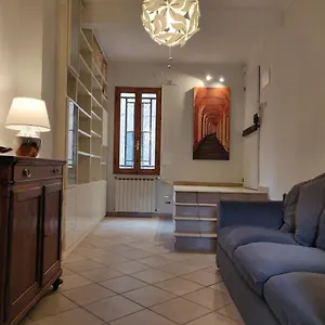 Apartment D'azeglio, Bologna